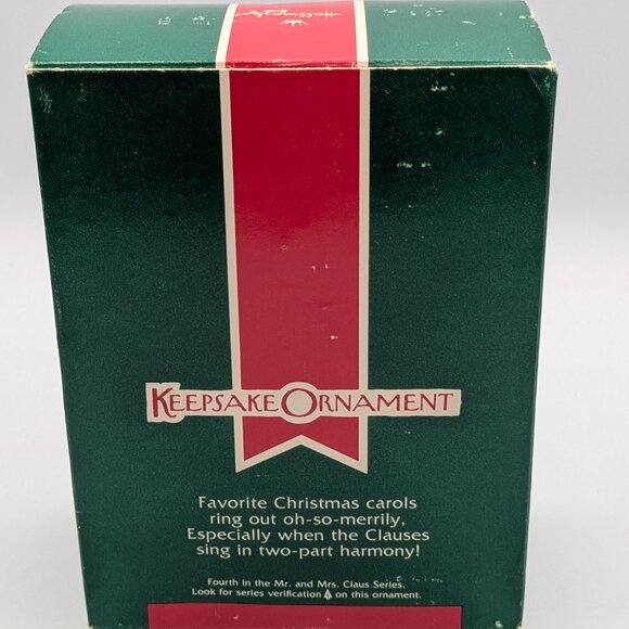 Hallmark Keepsake Holiday Duet 1989, 4th in the Mr. and Mrs. Claus Series - Picture 9 of 11